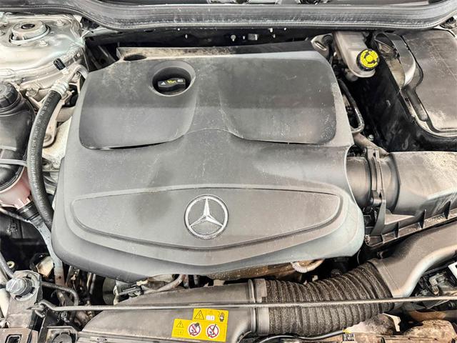 Photo of 2018 Gray Mercedes-Benz GLA 250