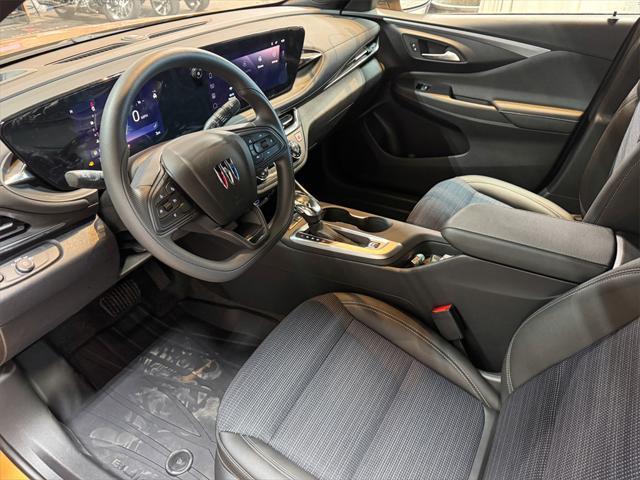 Photo of 2025 Copper Ice Metallic Buick Envista
