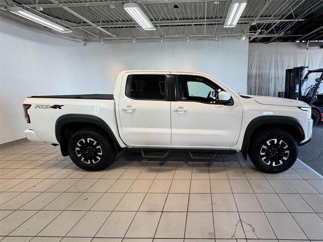 Photo of 2023 Glacier White Nissan Frontier