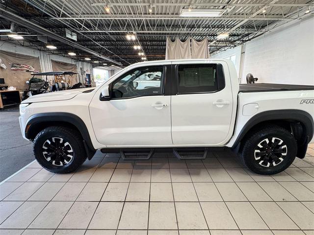 Photo of 2023 Glacier White Nissan Frontier
