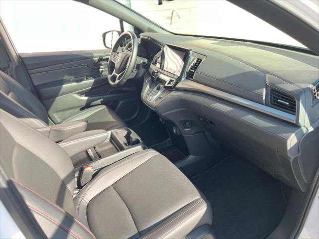 Photo of 2023 White Honda Odyssey