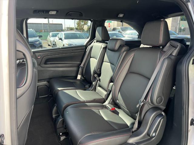Photo of 2023 White Honda Odyssey