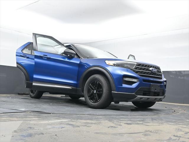 Photo of 2020 ATLAS BLUE METALLIC Ford Explorer