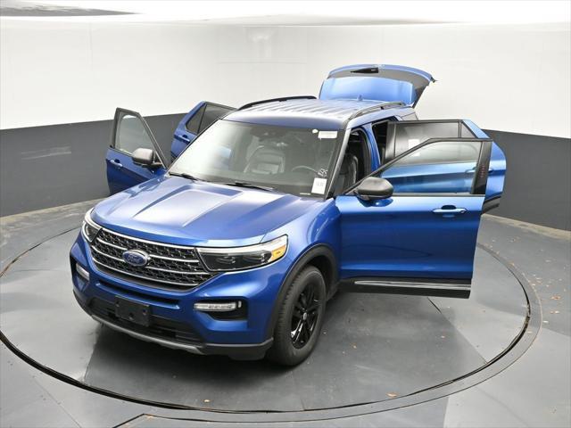 Photo of 2020 ATLAS BLUE METALLIC Ford Explorer