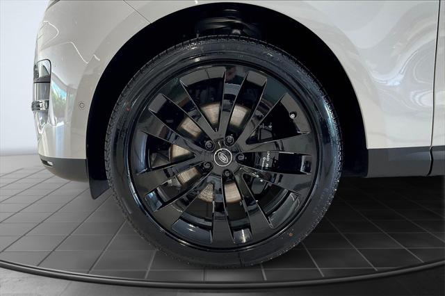 Photo of 2025 Gray Land Rover Range Rover Sport
