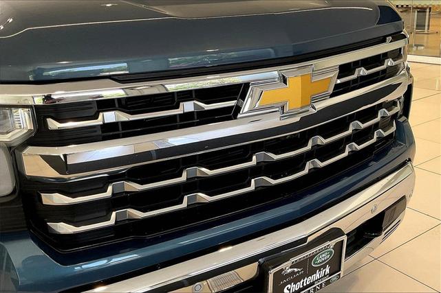 Photo of 2024 Lakeshore Blue Metallic Chevrolet Silverado 1500