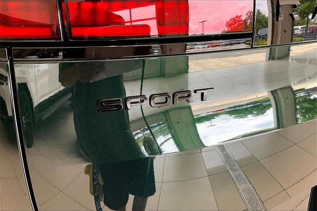 Photo of 2025 Green Land Rover Range Rover Sport