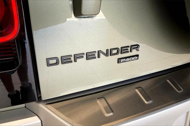 Photo of 2023 Pangea Green Metallic Land Rover Defender