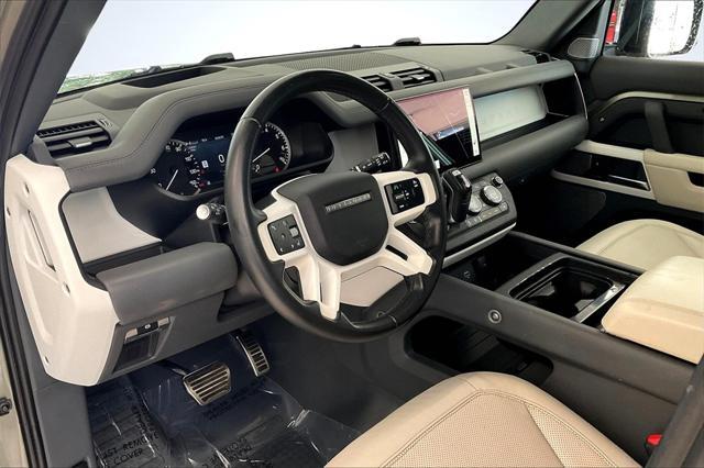Photo of 2023 Pangea Green Metallic Land Rover Defender
