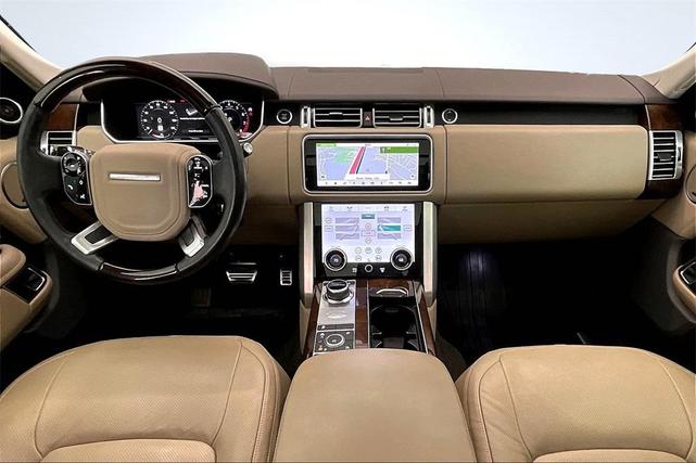 Photo of 2021 White Land Rover Range Rover