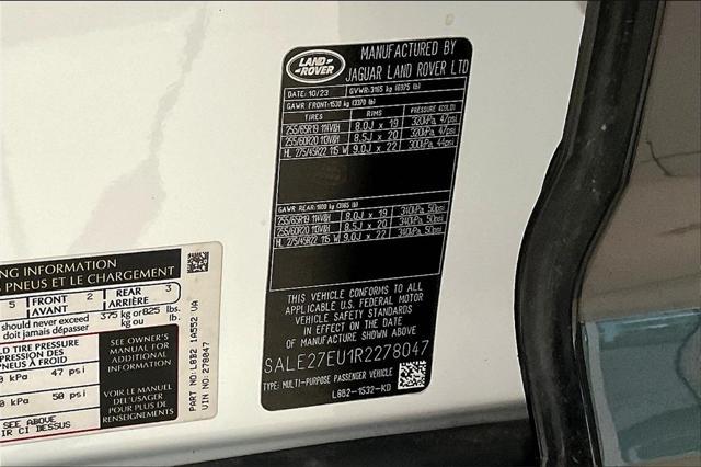 Photo of 2024 Fuji White Land Rover Defender