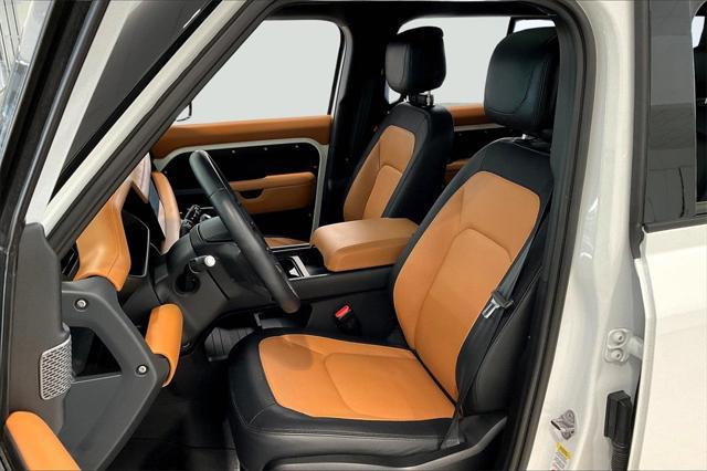 Photo of 2024 Fuji White Land Rover Defender