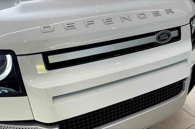 Photo of 2025  Land Rover Defender