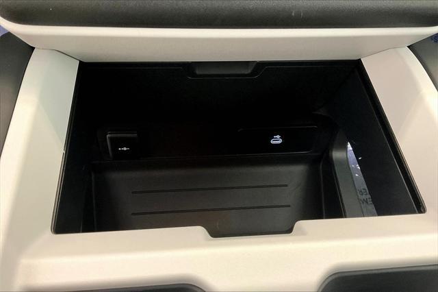 Photo of 2025  Land Rover Defender