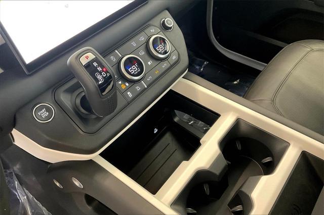 Photo of 2025  Land Rover Defender