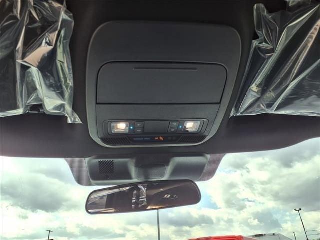 Photo of 2025 Oxford White Ford F-150