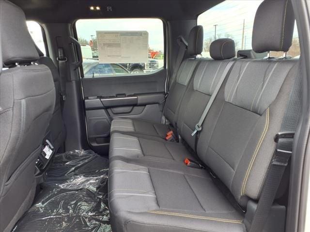 Photo of 2025 Oxford White Ford F-150