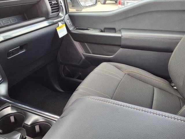 Photo of 2025 Oxford White Ford F-150