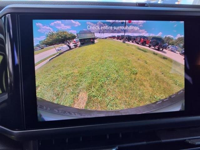 Photo of 2025 Granite Crystal Clearcoat Metallic Jeep Wrangler