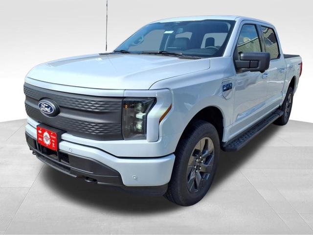 Photo of 2025 White Ford F-150 Lightning