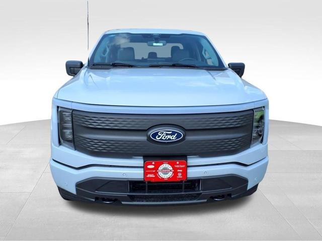 Photo of 2025 White Ford F-150 Lightning