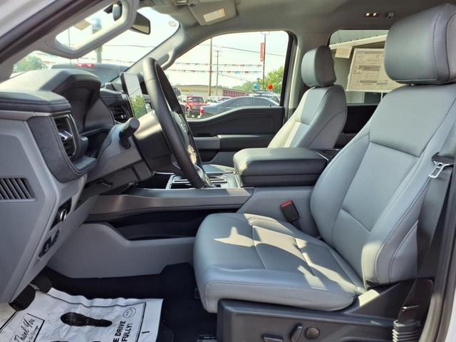 Photo of 2025 White Ford F-150 Lightning