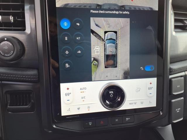Photo of 2025 White Ford F-150 Lightning