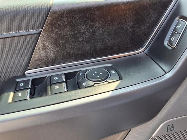 Photo of 2025 White Ford F-150 Lightning