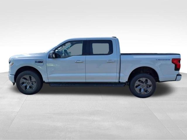 Photo of 2025 White Ford F-150 Lightning