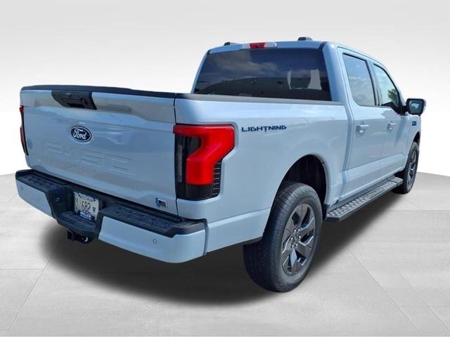 Photo of 2025 White Ford F-150 Lightning