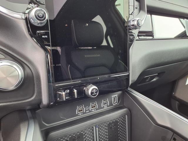 Photo of 2025 Bright White Clearcoat RAM 1500