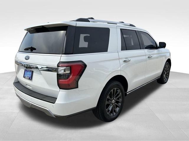 Photo of 2021 White Ford Expedition
