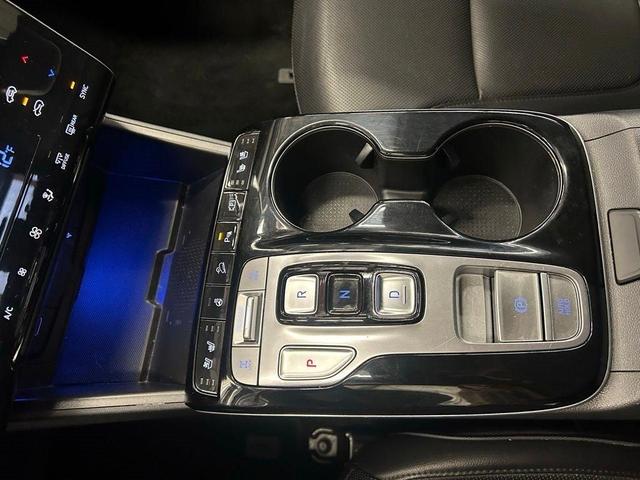 Photo of 2024 Deep Sea Hyundai TUCSON Plug-In Hybrid