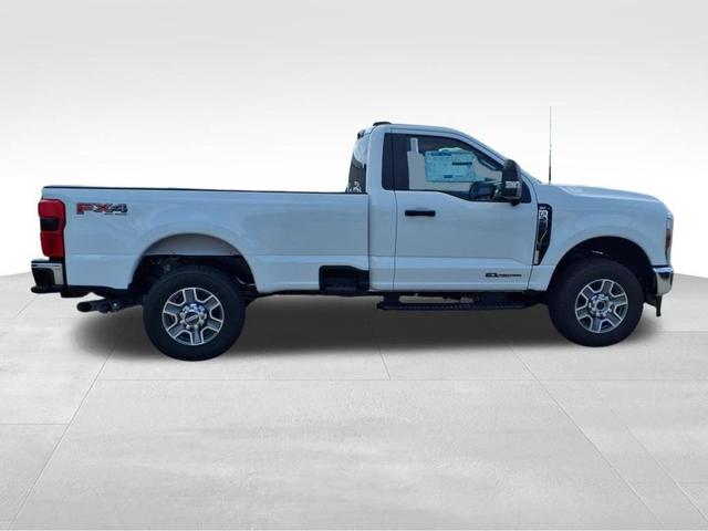 Photo of 2025 White Ford F-250