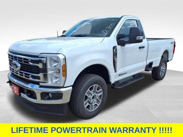 Photo of 2025 White Ford F-250