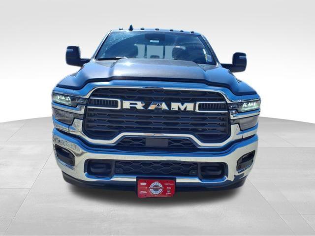 Photo of 2025 Granite Crystal Clearcoat Metallic RAM 2500