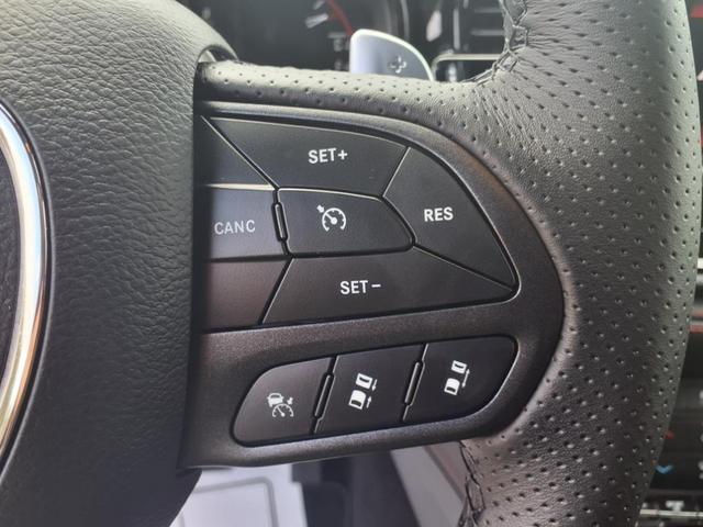 Photo of 2025 DB Black Crystal Clearcoat Dodge Durango