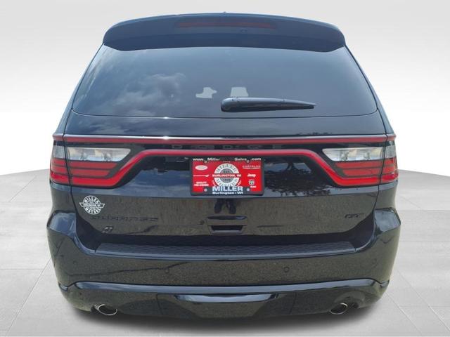 Photo of 2025 DB Black Crystal Clearcoat Dodge Durango