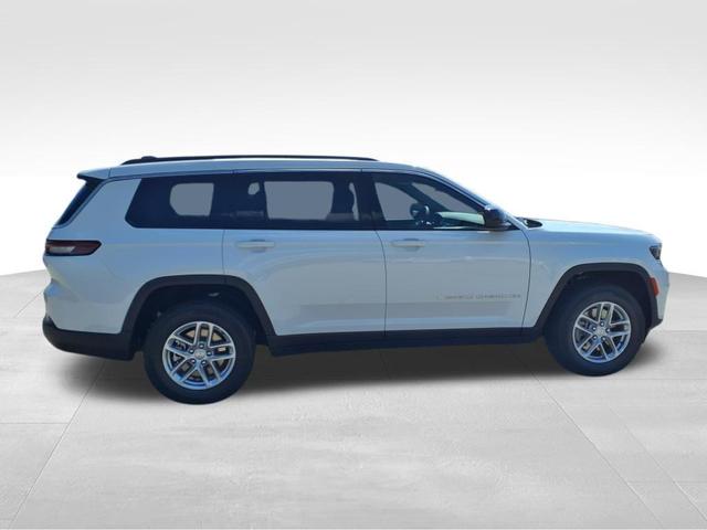 Photo of 2025 Bright White Clearcoat Jeep Grand Cherokee L