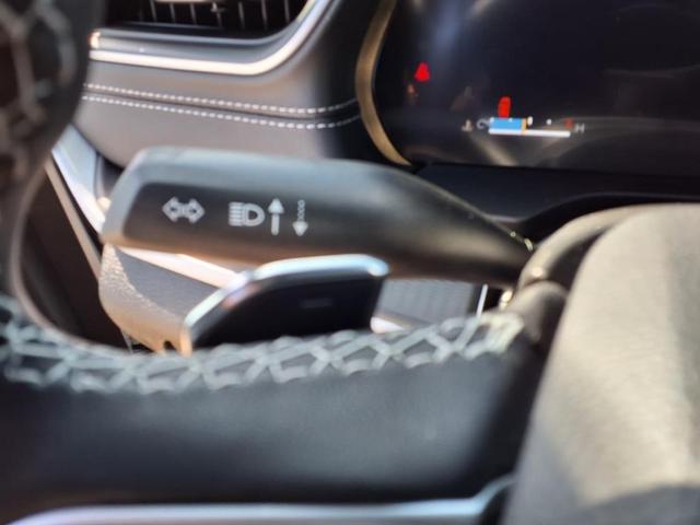 Photo of 2025 Bright White Clearcoat Jeep Grand Cherokee L