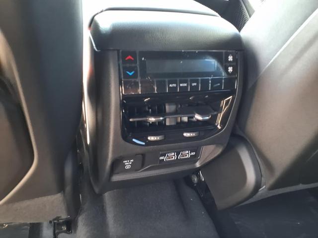 Photo of 2025 Bright White Clearcoat Jeep Grand Cherokee L