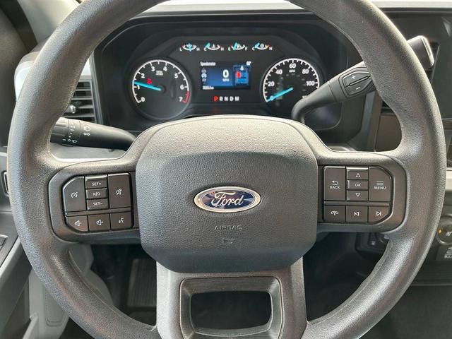 Photo of 2023 White Ford F-250