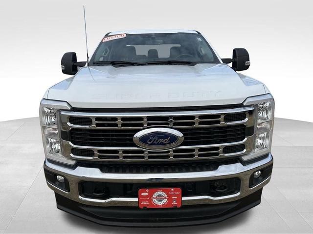 Photo of 2023 White Ford F-250