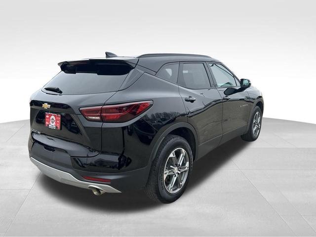 Photo of 2024 Black Chevrolet Blazer