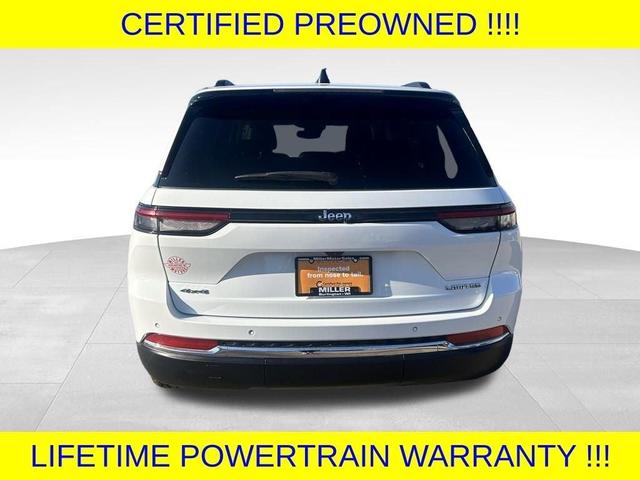 Photo of 2023 Bright White Clearcoat Jeep Grand Cherokee