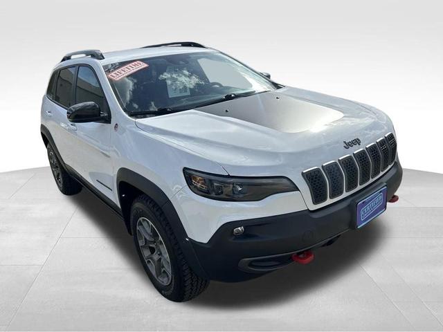 Photo of 2022 Bright White Clearcoat Jeep Cherokee