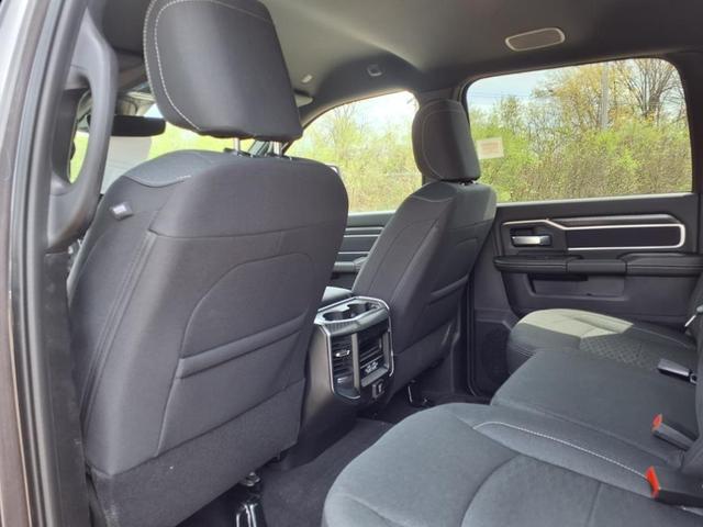 Photo of 2025 Granite Crystal Clearcoat Metallic RAM 3500