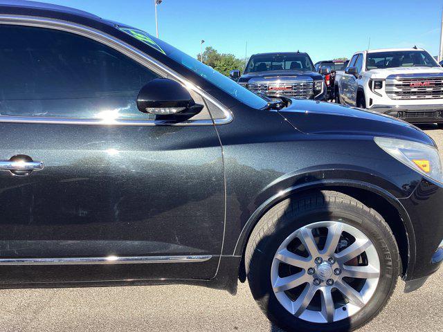 Photo of 2015 Carbon Black Metallic Buick Enclave