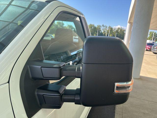 Photo of 2023 Oxford White Ford F-250