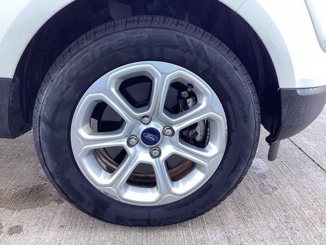 Photo of 2020 Diamond White Ford EcoSport